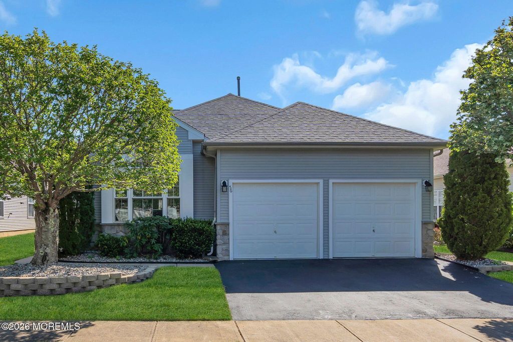 56 Rochford Drive, Manchester, NJ 08759
