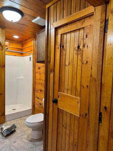 701 Runyon Lane, Nelsonville, OH 45764