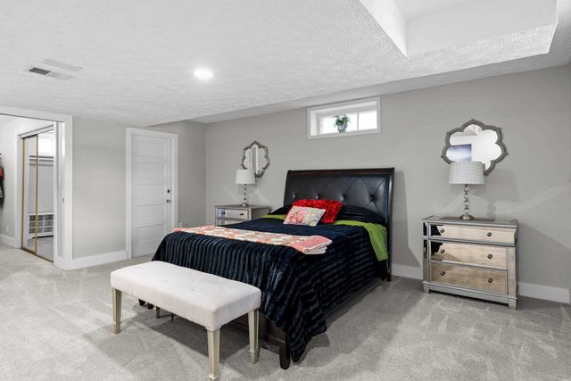 3215 E 17TH Ave, Spokane, WA 99223