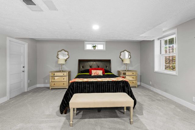 3215 E 17TH Ave, Spokane, WA 99223