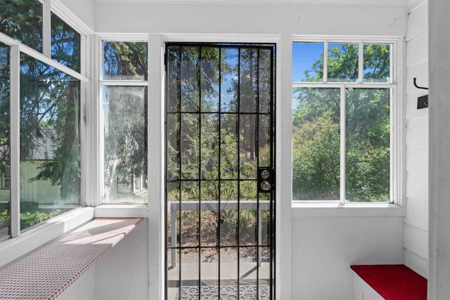 3215 E 17TH Ave, Spokane, WA 99223