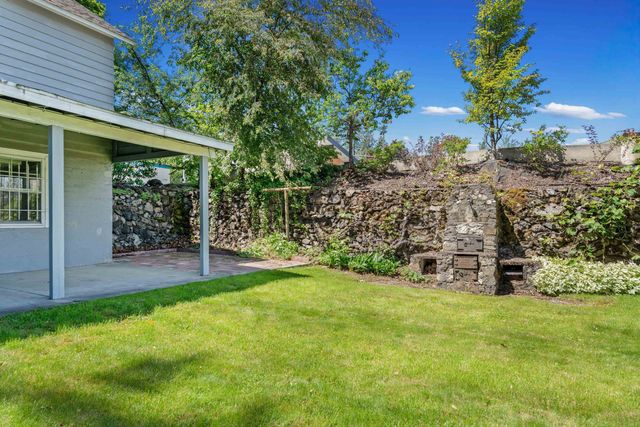 3215 E 17TH Ave, Spokane, WA 99223