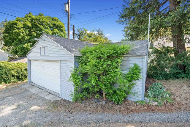 3215 E 17TH Ave, Spokane, WA 99223