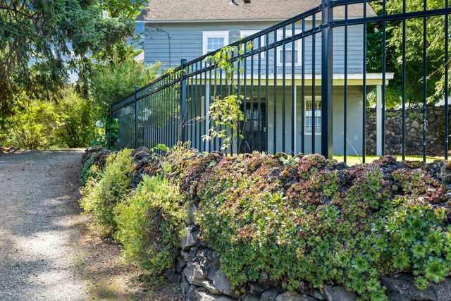 3215 E 17TH Ave, Spokane, WA 99223