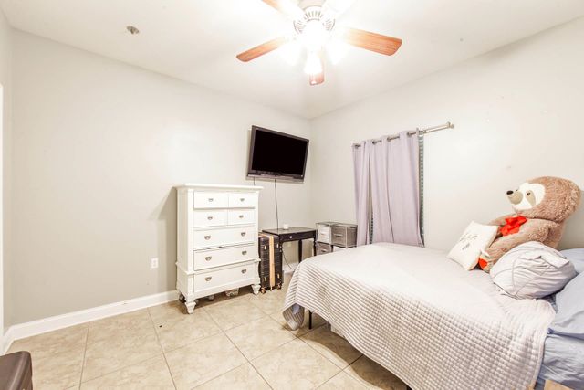 308 Meadow View Court, Thibodaux, LA 70301