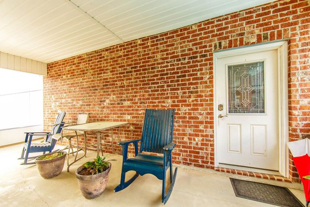 308 Meadow View Court, Thibodaux, LA 70301