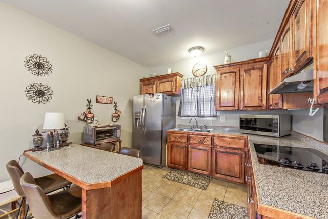 308 Meadow View Court, Thibodaux, LA 70301