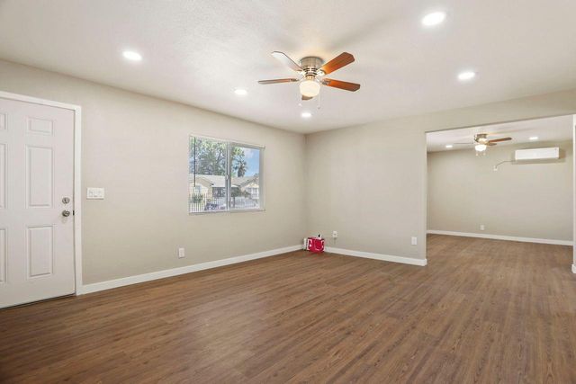 2346 E Hackberry Street CALIFO, Stockton, CA 95205