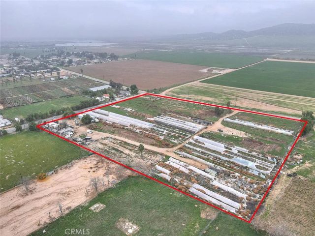 29570 13 th, Nuevo, CA 92567