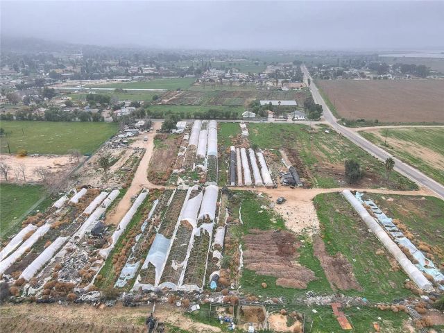 29570 13 th, Nuevo, CA 92567