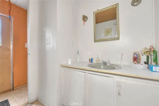 29570 13 th, Nuevo, CA 92567