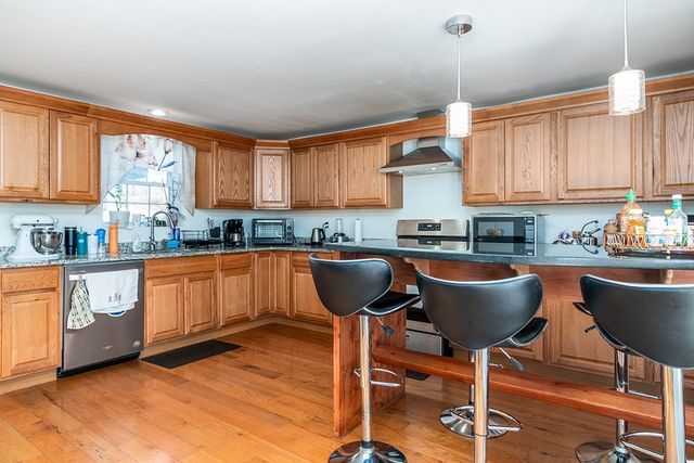 3871 Mendon Road, Cumberland, RI 02864