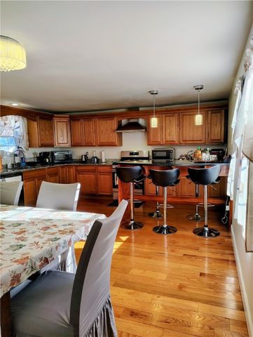 3871 Mendon Road, Cumberland, RI 02864