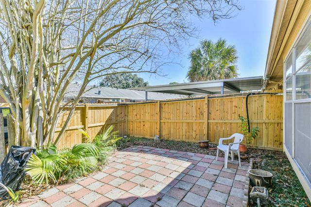 3914 Laura Leigh Drive, Friendswood, TX 77546