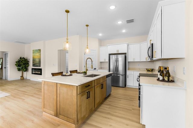 8646 100th Avenue, Vero Beach, FL 32967