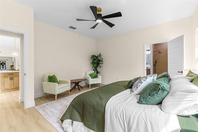 8646 100th Avenue, Vero Beach, FL 32967