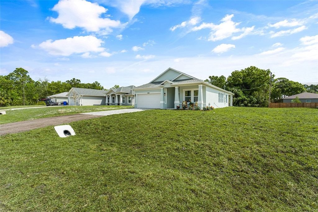 8646 100th Avenue, Vero Beach, FL 32967