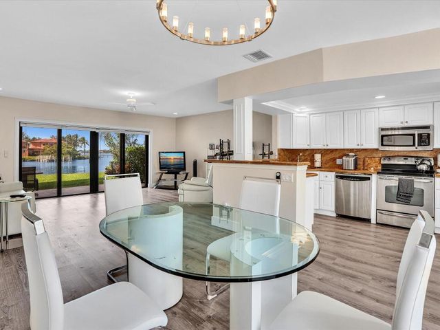 3474 S Ocean Boulevard 3, Palm Beach, FL 33480