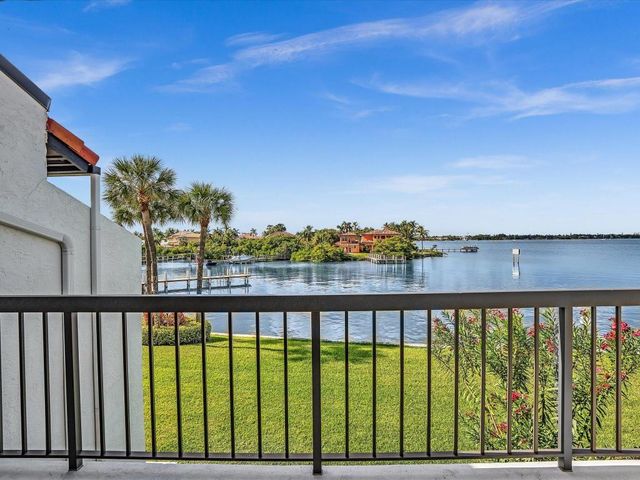 3474 S Ocean Boulevard 3, Palm Beach, FL 33480