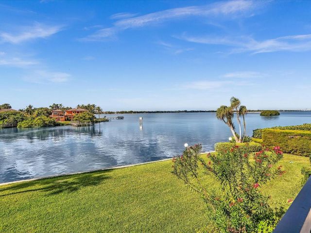 3474 S Ocean Boulevard 3, Palm Beach, FL 33480