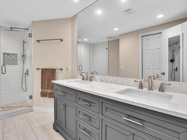 3474 S Ocean Boulevard 3, Palm Beach, FL 33480