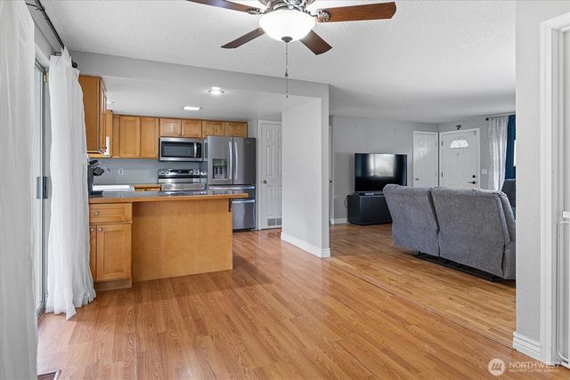 2120 Ginko Street SE, Auburn, WA 98092