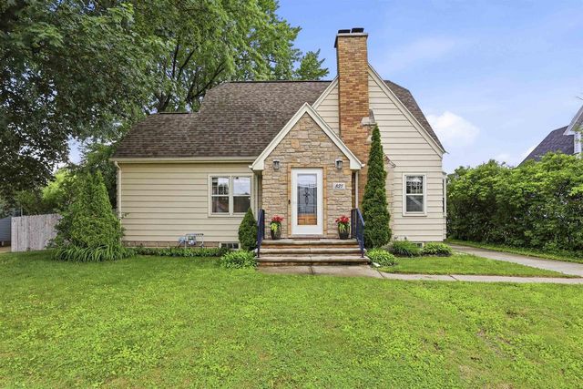 821 S WEIMAR STREET, Appleton, WI 54915