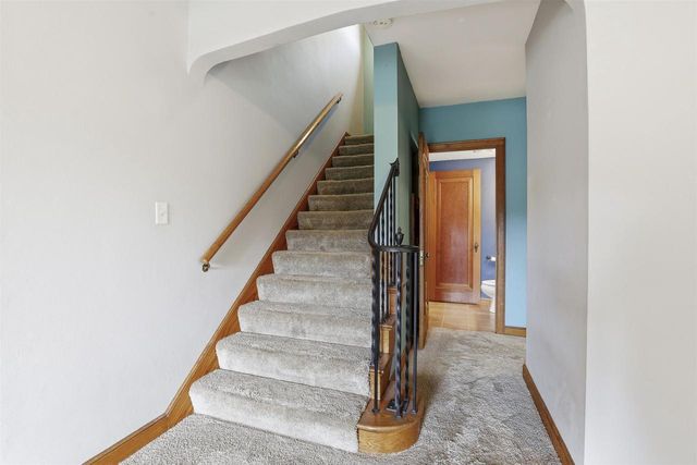 821 S WEIMAR STREET, Appleton, WI 54915