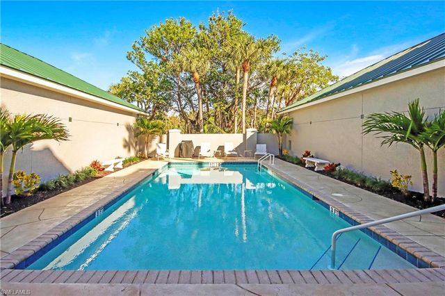 5775 Baltusrol CT # 302, Sanibel, FL 33957
