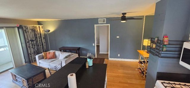 2867 S Fairview F, Santa Ana, CA 92704