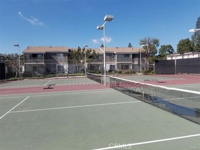 2867 S Fairview F, Santa Ana, CA 92704