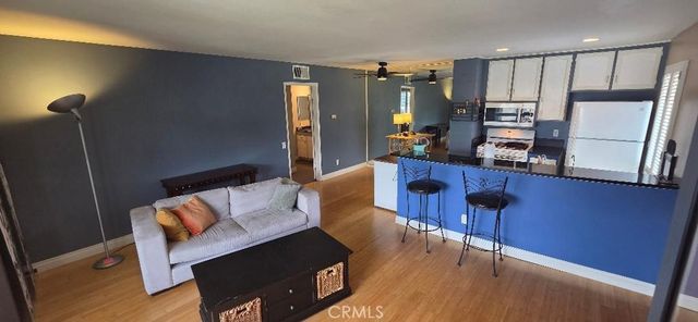 2867 S Fairview F, Santa Ana, CA 92704