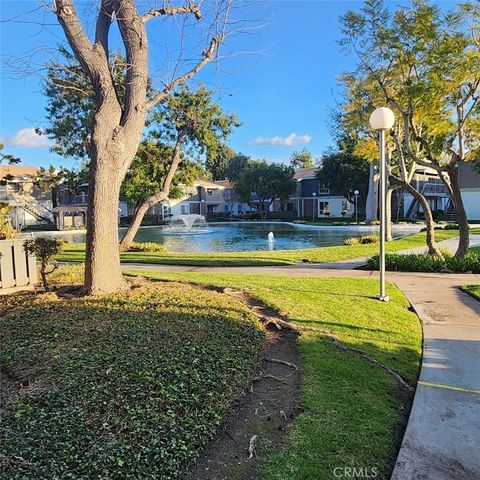 2867 S Fairview F, Santa Ana, CA 92704