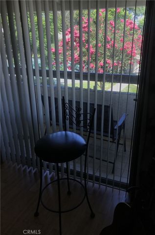 2867 S Fairview F, Santa Ana, CA 92704