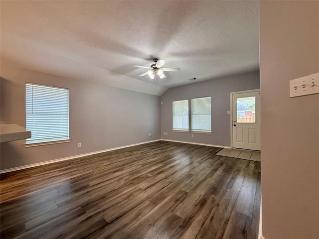 6733 Hidden Colony Lane, Dickinson, TX 77539