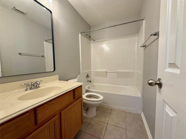 6733 Hidden Colony Lane, Dickinson, TX 77539