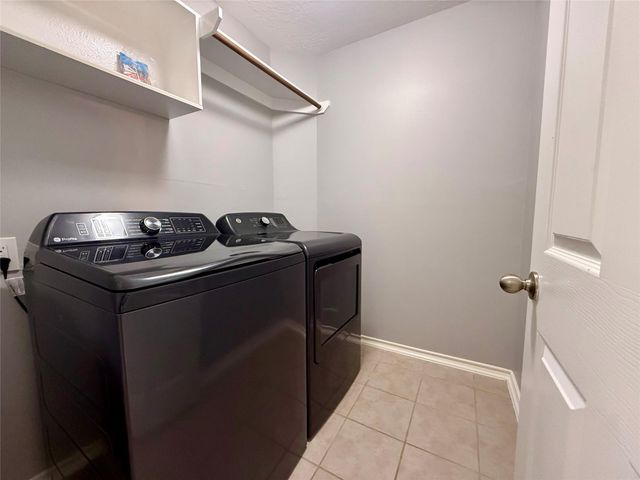 6733 Hidden Colony Lane, Dickinson, TX 77539