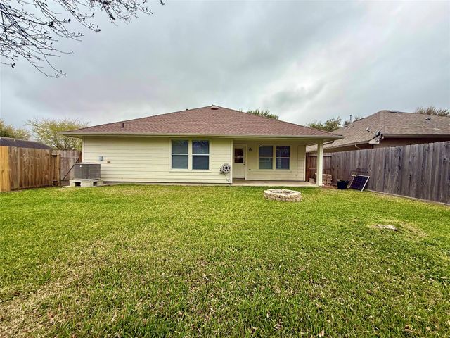 6733 Hidden Colony Lane, Dickinson, TX 77539