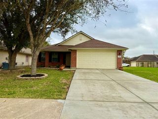 6733 Hidden Colony Lane, Dickinson, TX 77539