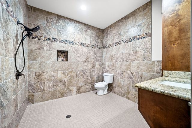 13050 County Road 4016, Kemp, TX 75143