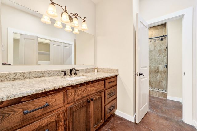 13050 County Road 4016, Kemp, TX 75143