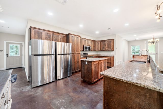 13050 County Road 4016, Kemp, TX 75143