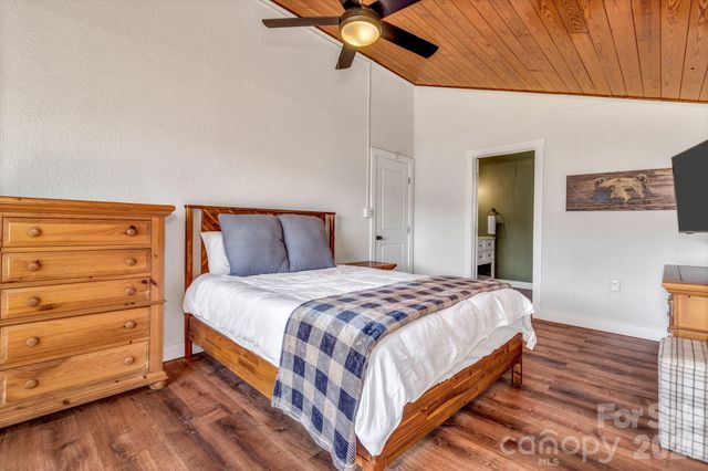 80 Hidden Falls Road, Maggie Valley, NC 28751