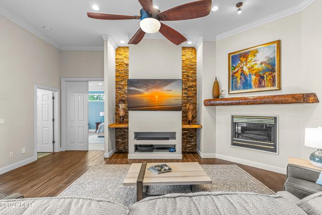 6067 Sabal Crossing Court, Port Orange, FL 32128