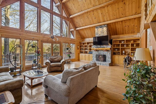 20151 Ben Fly Rd, Lyles, TN 37098