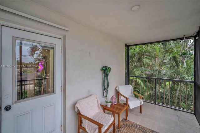 2324 Van Buren Street 204, Hollywood, FL 33020