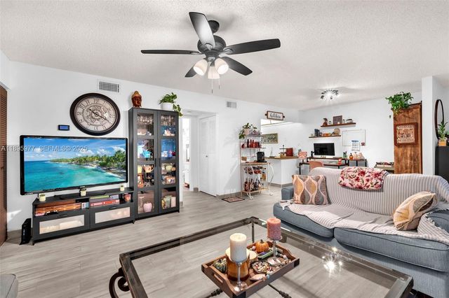 2324 Van Buren Street 204, Hollywood, FL 33020