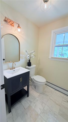 165 Merry Mount Drive, Warwick, RI 02888