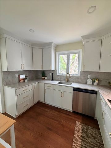 165 Merry Mount Drive, Warwick, RI 02888