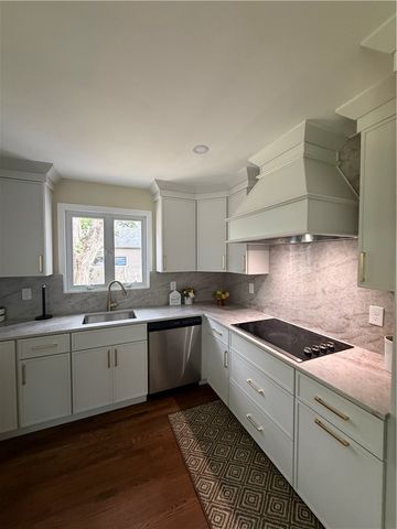 165 Merry Mount Drive, Warwick, RI 02888